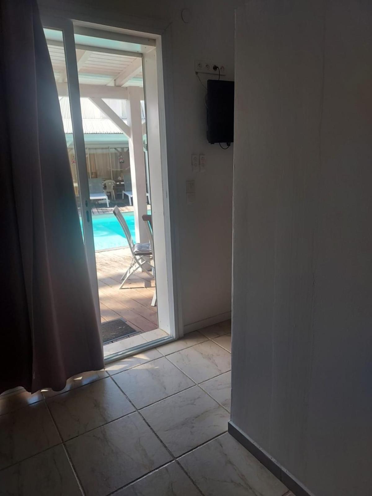 Location Dampierre Apartment Le Gosier  Exterior foto
