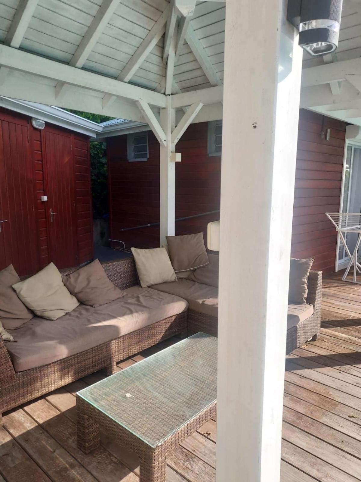 Location Dampierre Apartment Le Gosier  Exterior foto