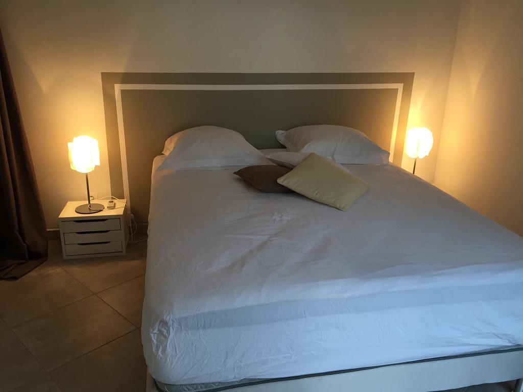 Location Dampierre Apartment Le Gosier  Cameră foto